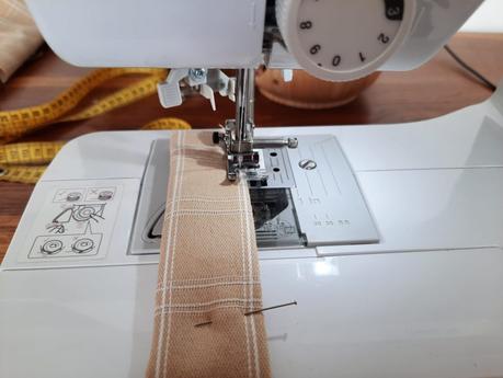 Sewing the shoulder strap for my bodhran bag