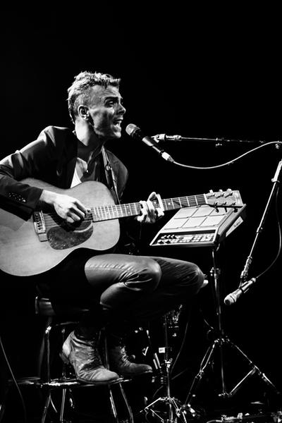 MG 9900 ASAF AVIDAN PLAYED A SUPERB SET AT IRVING PLAZA [PHOTOS]