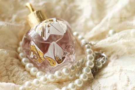 L'Eau Jolie by Lolita Lempicka: Pleasantly Feminine