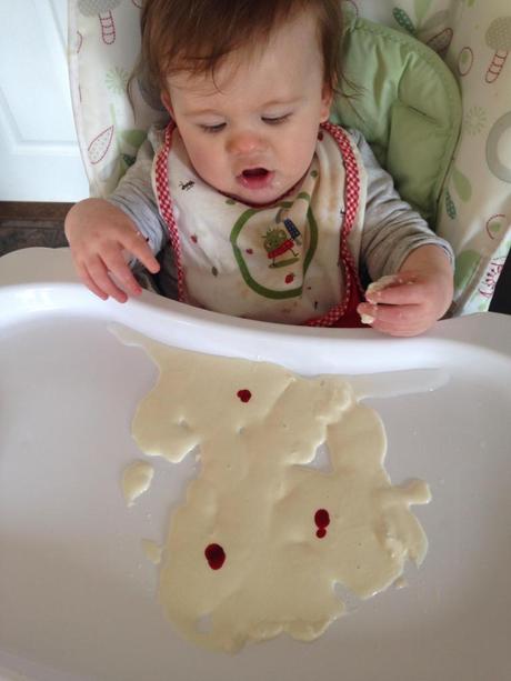 Sensory play: 2 'baby safe' painting methods