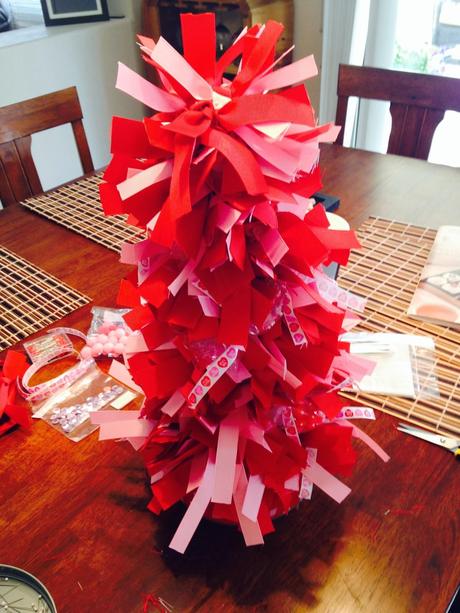 DIY:  Valentine's Day Ribbon Tree.