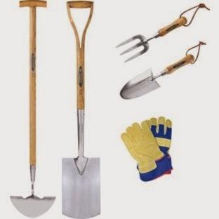 Competition: Win Gardening Tools and Composter