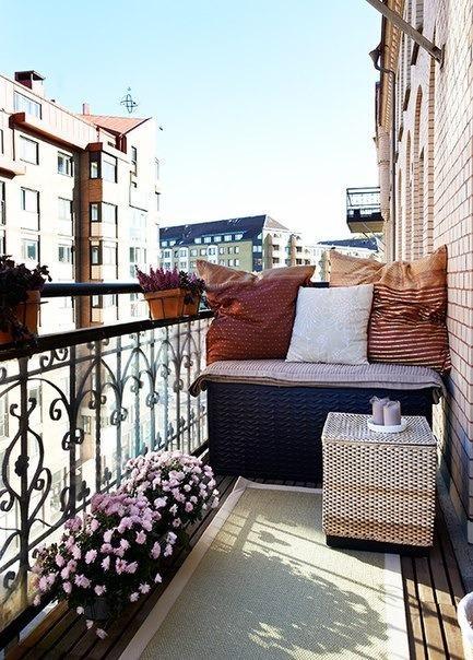 small balcony decorating ideas @Simone Design Blog