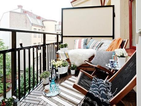 small balcony decorating ideas @Simone Design Blog