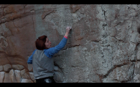Screencap of Vikki crimping nothing on her way to almost sending Jerry's Kids (V7)