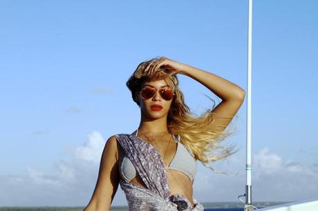 Take A Look: New Vacation Photos From Jay-Z, Bey, and Blue Ivy!