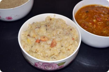 South Indian breakfast trail #2-Ven pongal-kathrikai kothsu-coconut chutney