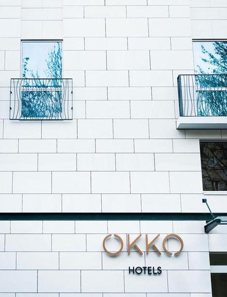 Okko-hotel-interior-by-Patrick-Norguet-with-en-suites-hidden-behind-louvred-walls_dezeen_18