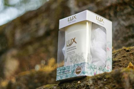 LUX White Impress Body Wash 