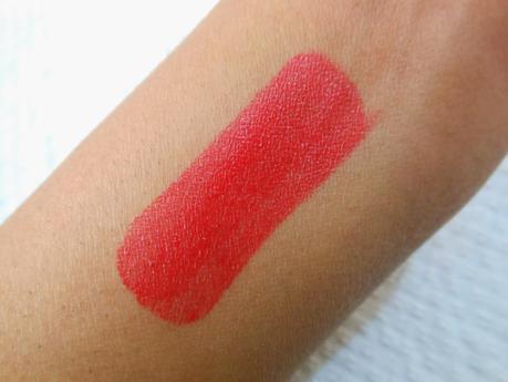 Colorbar Sheer Creme Lust Lipcolor (01) Red Carpet : Review, Swatch, LOTD