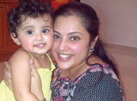 tamil actress meena with her daughter nainika04 Meenas Daughter Nainika 