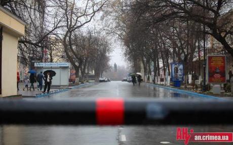 Streets in Sevastopol are blocked. (foto: All news)