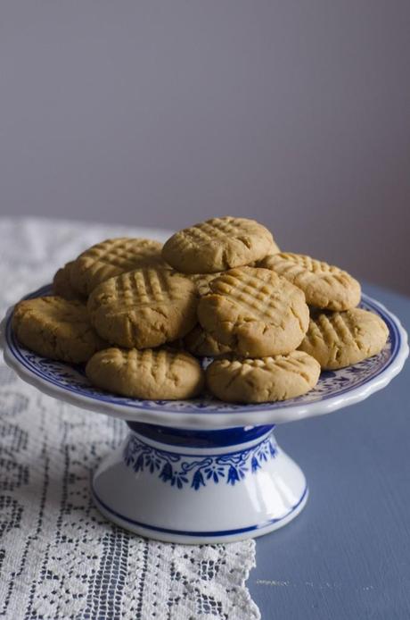 Naturally Sweet Peanut Butter Cookies | Anecdotes and Apple Cores
