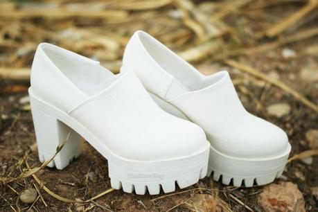 TheMowWay.com  - New in my wardrobe: Chunky white shoes