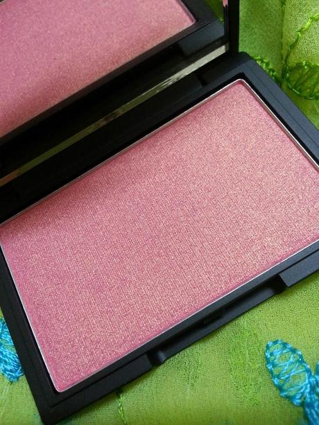 Review Sleek Makeup Powder Blush in Rose Gold. Nars Orgasm Dupe