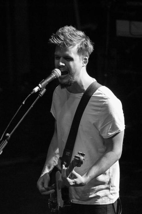 White Lies 5695 532x800 WHITE LIES AND FRANKIE ROSE PLAYED WEBSTER HALL [PHOTOS]