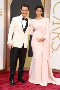 matthew-mcconaughey-camila-alves-vogue-2mar14-pa_b_426x639