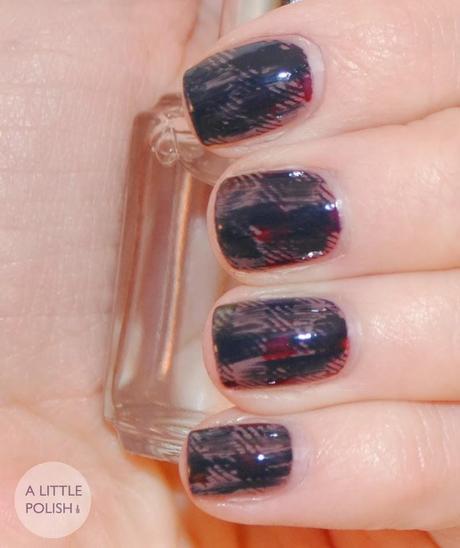 Twinsie Tuesday: Grunge Nails