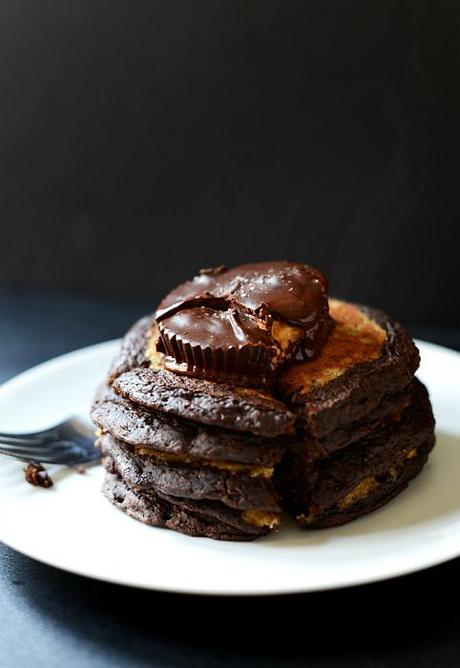 Peanut Butter Cup Pancakes Minimalist Baker marthafied.com