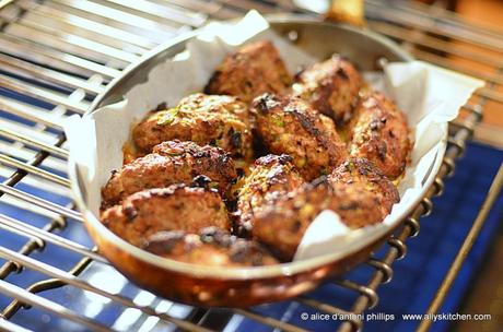 ~turkey & zucchini burgers with green onion & cumin~