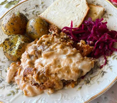 Cube Steak with Mushroom Gravy