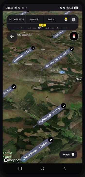 Peak Viewer's map mode showing labelled summits on 3D terrain