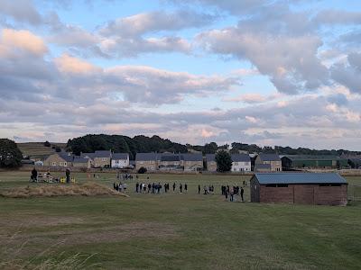 ✓992. The Wensleydale School