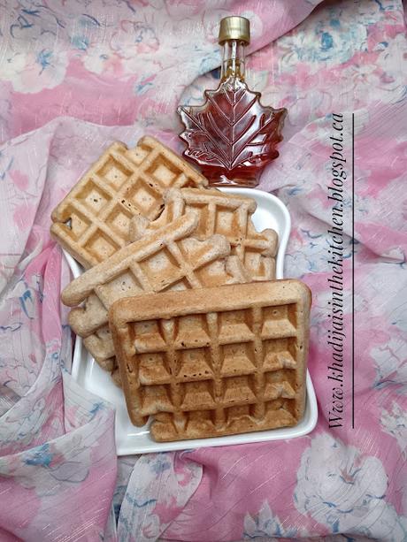 Gaufres à la cannelle/Cinnamon Waffles/ Gofres de canela/وافل القرفة Gaufres à la cannelle/Cinnamon Waffles/ Gofres de canela/وافل القرفة