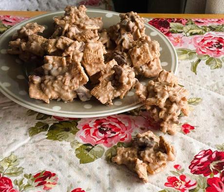 Copycat  Cinnabon  Clusters
