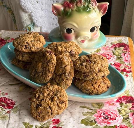 Pumpkin Spice Oatmeal Cookies