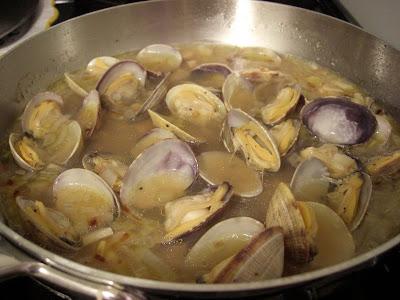 Fridays Con Vongole