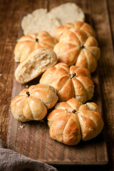 Pumpkin rolls