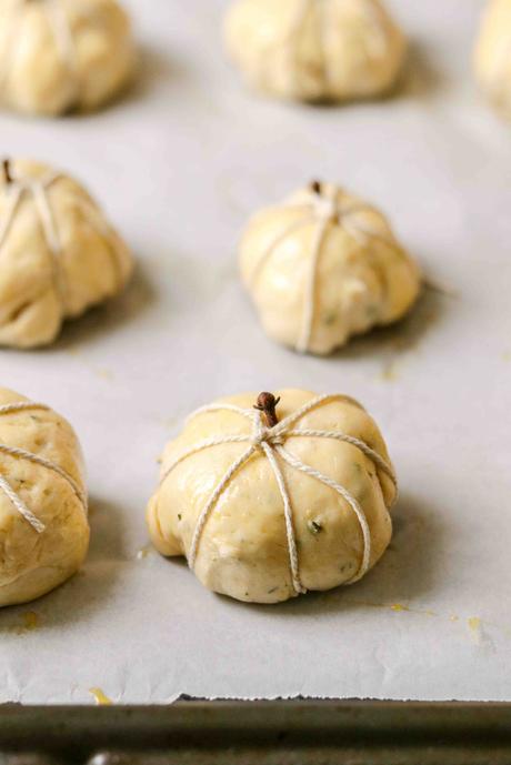 Pumpkin rolls
