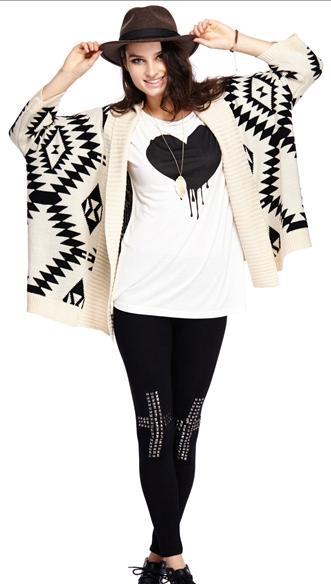 In Less Than Rs.1000 - Romwe Black and Off-White Aztec Print Cardigan