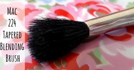 Mac 224 Tapered Blending Brush