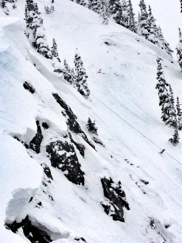 avalanche_fracture_crystal_mountain