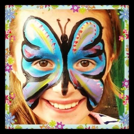face painting butterfly by Simon Brushfield How to inspire thousands of people at a public event 