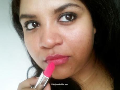 FOTD : Maybelline Pink Alert Lipstick in POW4