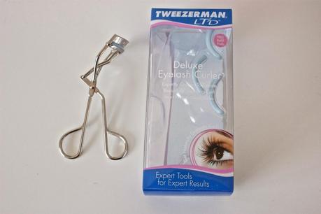 Tweezerman Deluxe Eyelash Curler Review