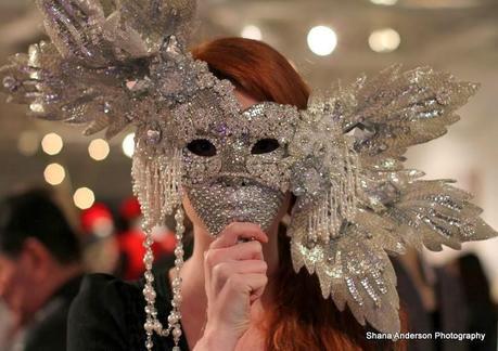 DIFFA previews auction items at Preview Party