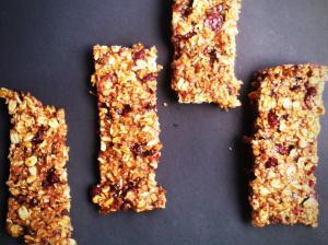 Gluten free menu plan: March 9-15, 2014 Banana Granola Bars II