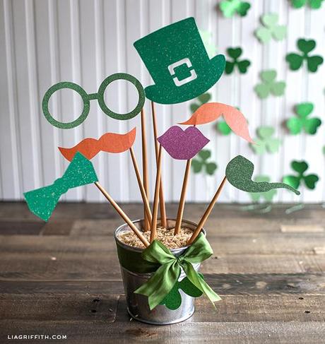 StPatricksDayGlitterPhotoProps from liagriffith