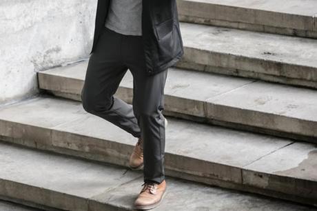 The Division Dryskin Chino