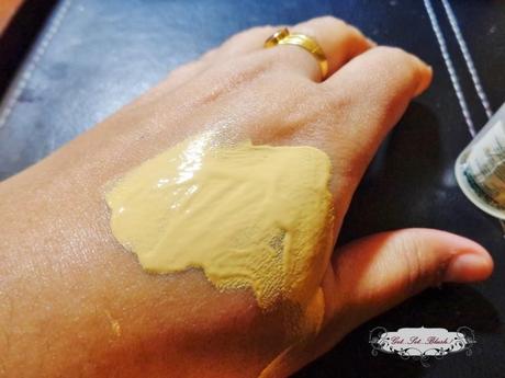 The Body Shop Extra Virgin Mineral Foundation in Shade Golden Ivory - Review and Swatches