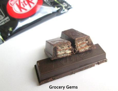 Kit Kat Dark Chocolate (OyatsuBox)