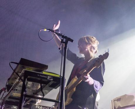 AR18 620x500 BROKEN BELLS AND AU REVOIR SIMONE PLAYED WEBSTER HALL [PHOTOS]