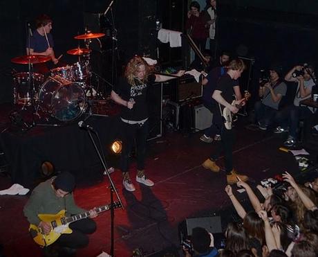 theorwellsboweryballroommarch6th5 620x501 THE ORWELLS PUT ON A DAMN GOOD PUNK SHOW [PHOTOS]