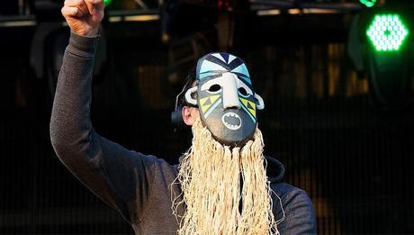 New song from SBTRKT