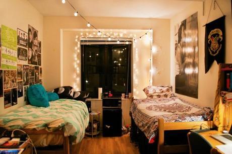 Decorating your dorm room