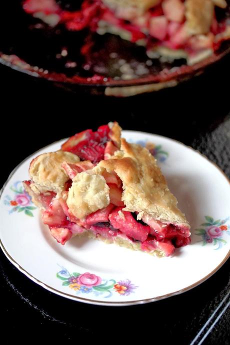 Appleberry Pie with Olive Oil Crust